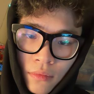 Meet your Posher, Hieu